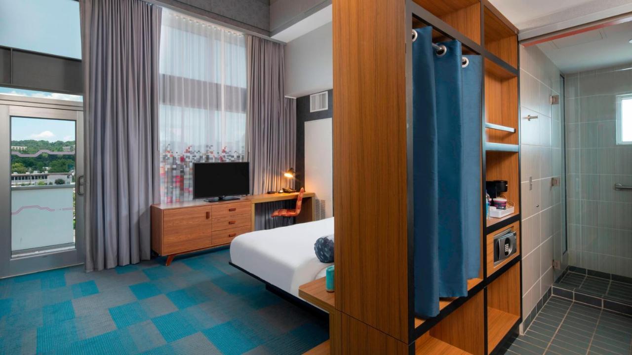 מלון הומווד Aloft Birmingham Soho Square מראה חיצוני תמונה