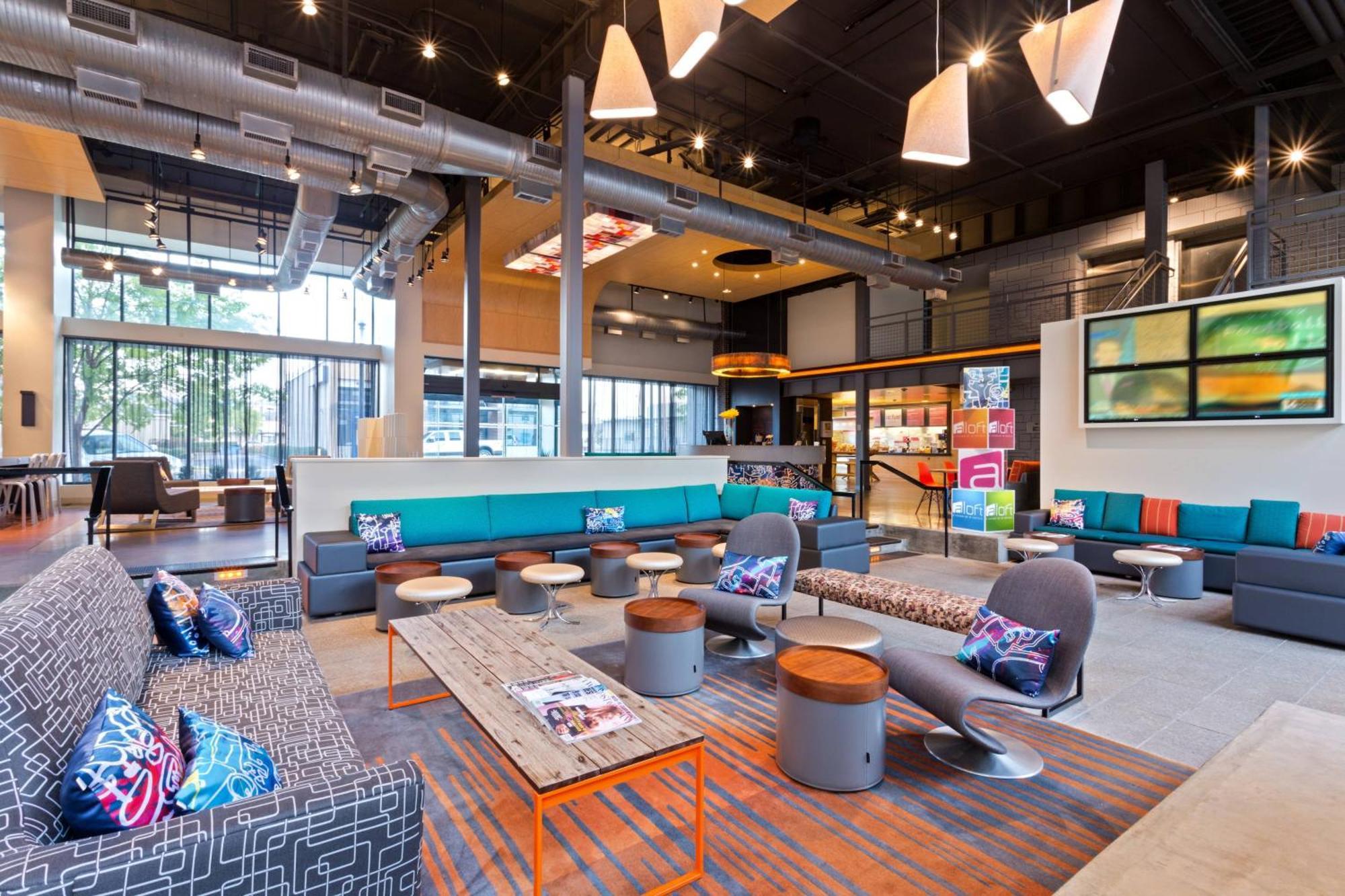 מלון הומווד Aloft Birmingham Soho Square מראה חיצוני תמונה