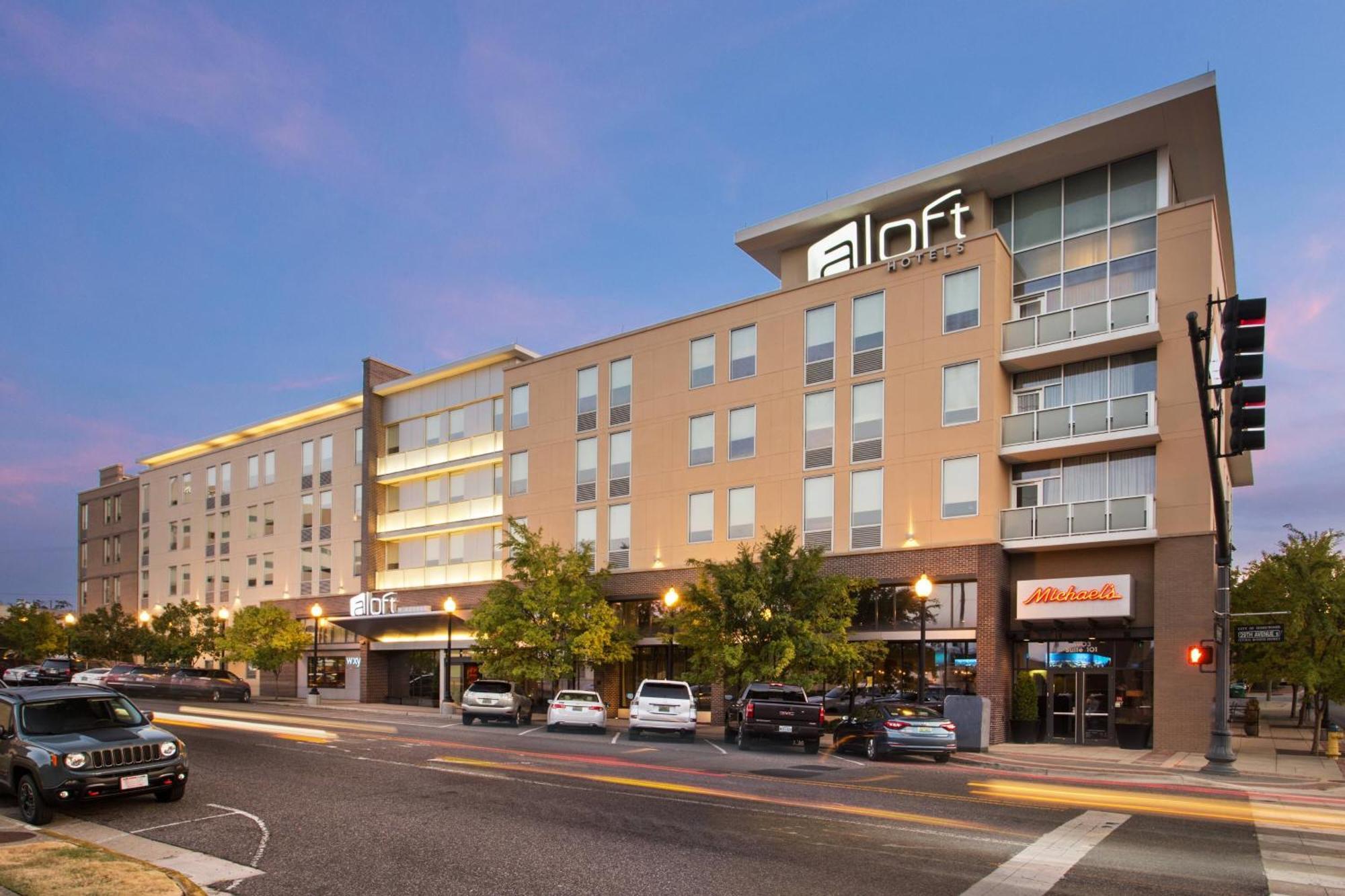 מלון הומווד Aloft Birmingham Soho Square מראה חיצוני תמונה